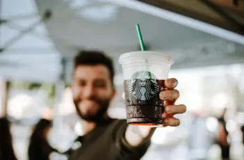 The Best Starbucks Drinks for a Sore Throat