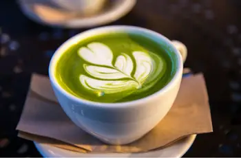 All 10 Starbucks Matcha Drinks You Must Experience